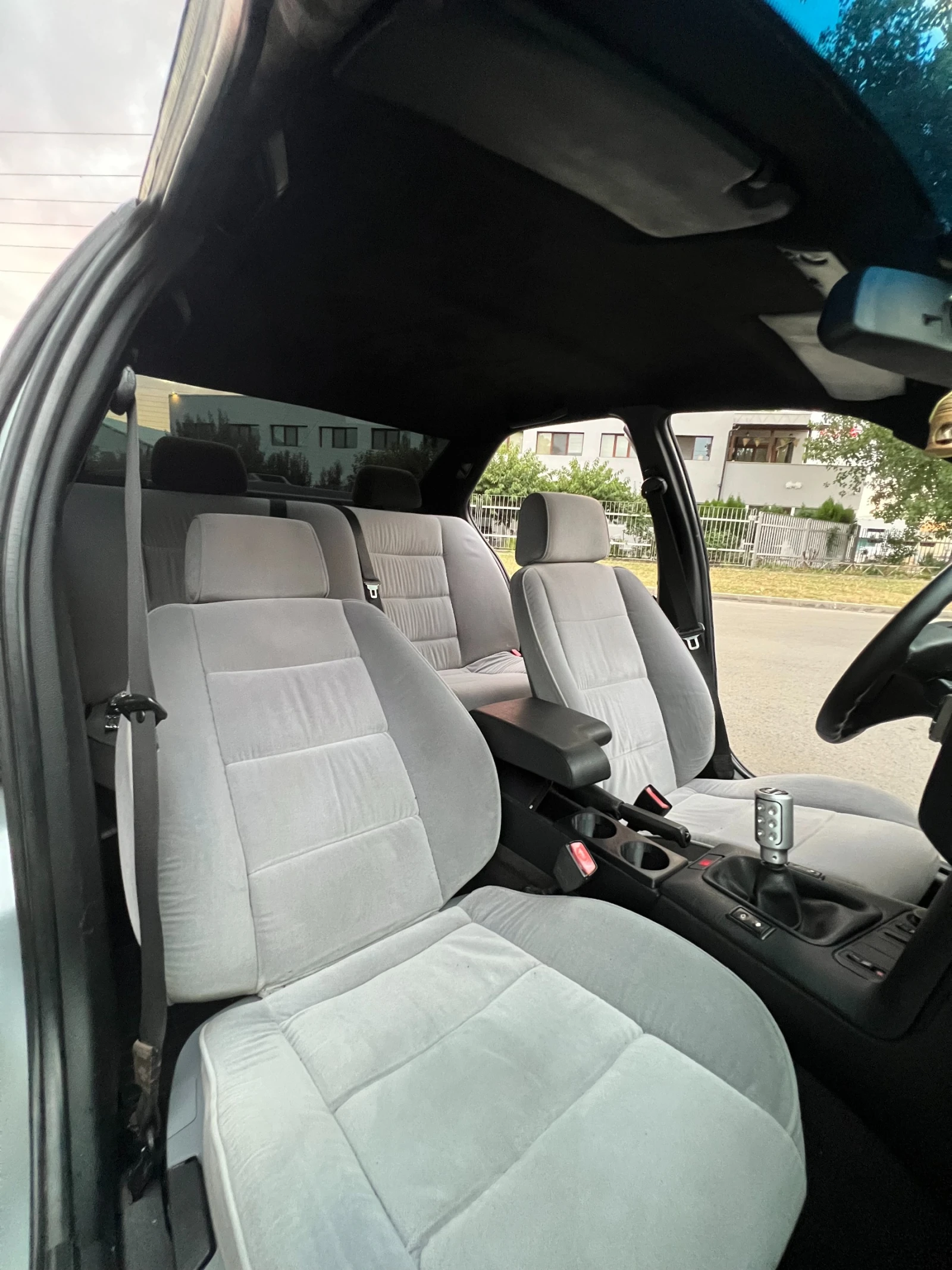 BMW 320, снимка 11 - Автомобили и джипове - 55416040