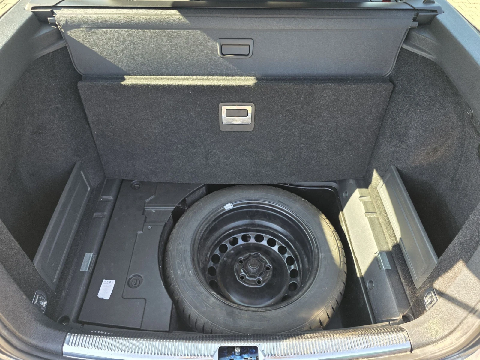 VW Passat 2.0TDi Highline Лизинг, снимка 17 - Автомобили и джипове - 55482545