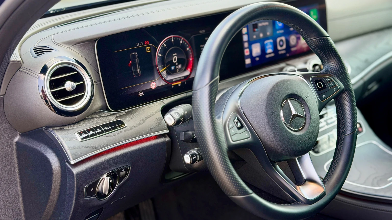 Mercedes-Benz E 400 AMG, снимка 10 - Автомобили и джипове - 55502030