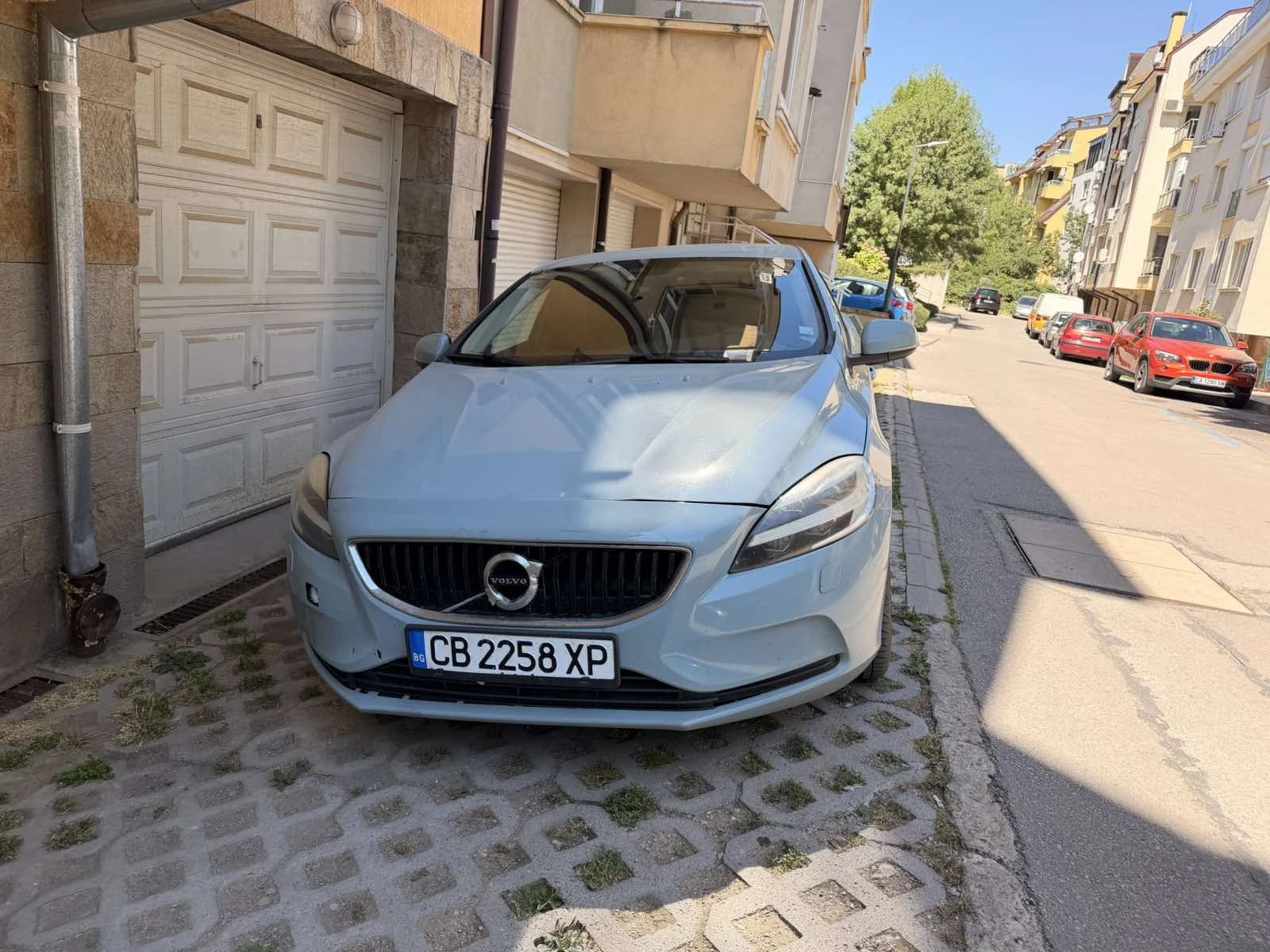 Volvo V40 D3, снимка 4 - Автомобили и джипове - 55540197