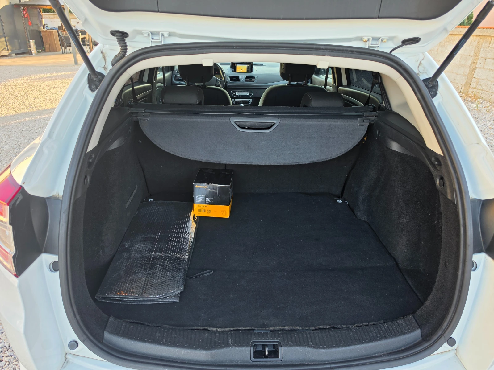 Renault Megane GT LINE 1.5DCI, снимка 13 - Автомобили и джипове - 55771422