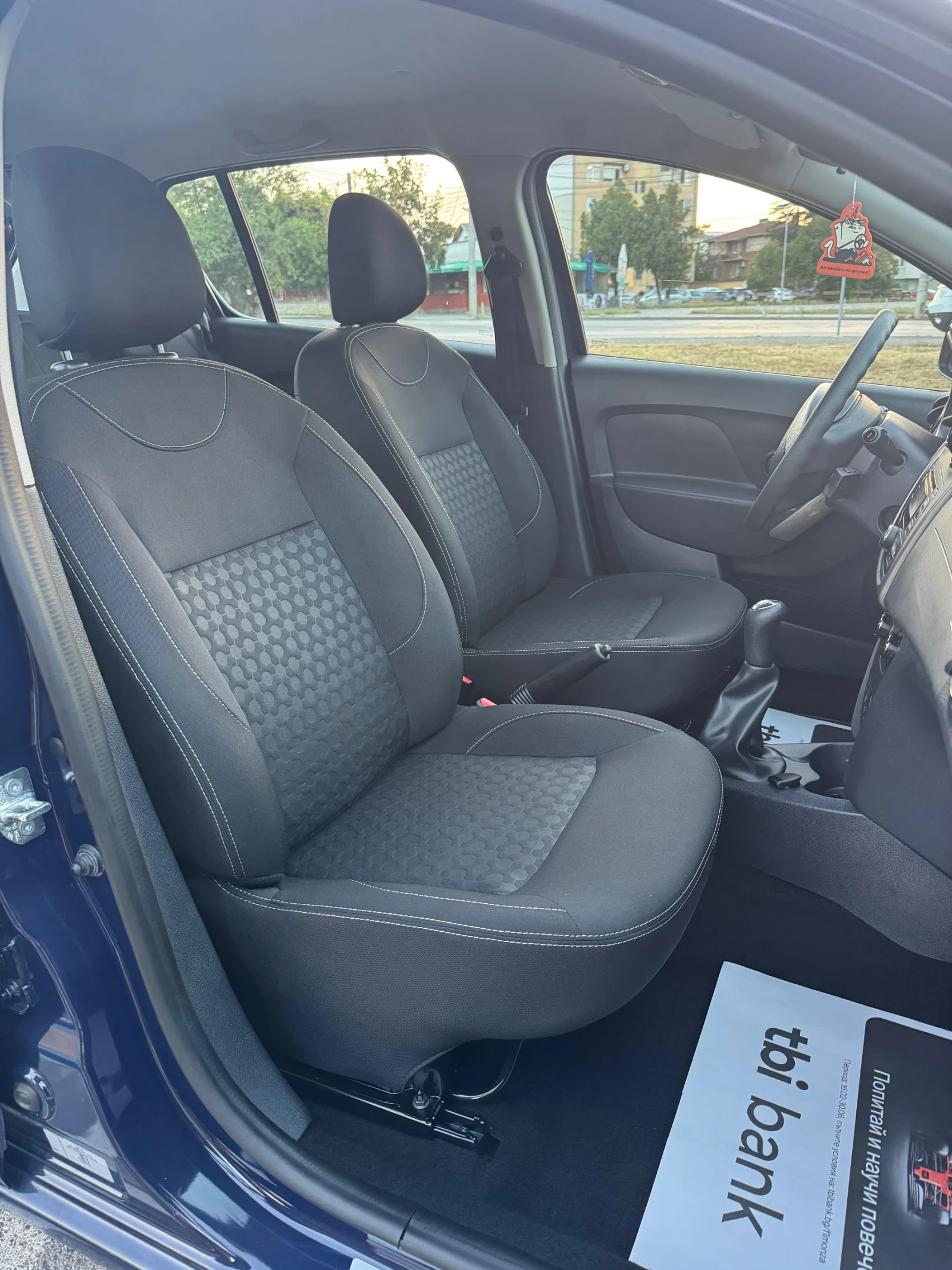Dacia Sandero * * * 15000км.* * * , снимка 12 - Автомобили и джипове - 55900116