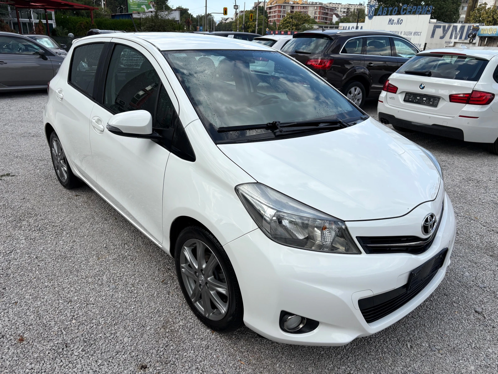 Toyota Yaris 1.4D4d/NAVI/6ск., снимка 3 - Автомобили и джипове - 55928343