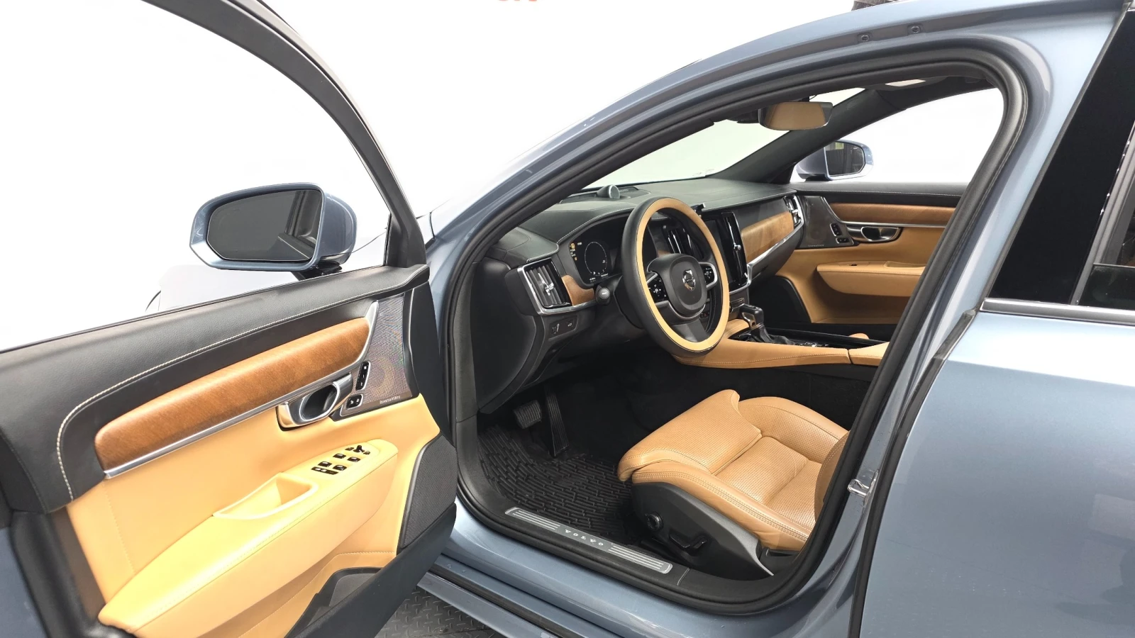 Volvo S90 2.0 D5 AWD Inscription, снимка 9 - Автомобили и джипове - 55941558