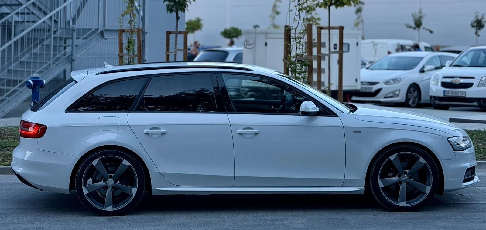 Audi A4 2.0TDI * Quattro* * 3x S line * * Bi-Xenon* , снимка 5 - Автомобили и джипове - 55954529