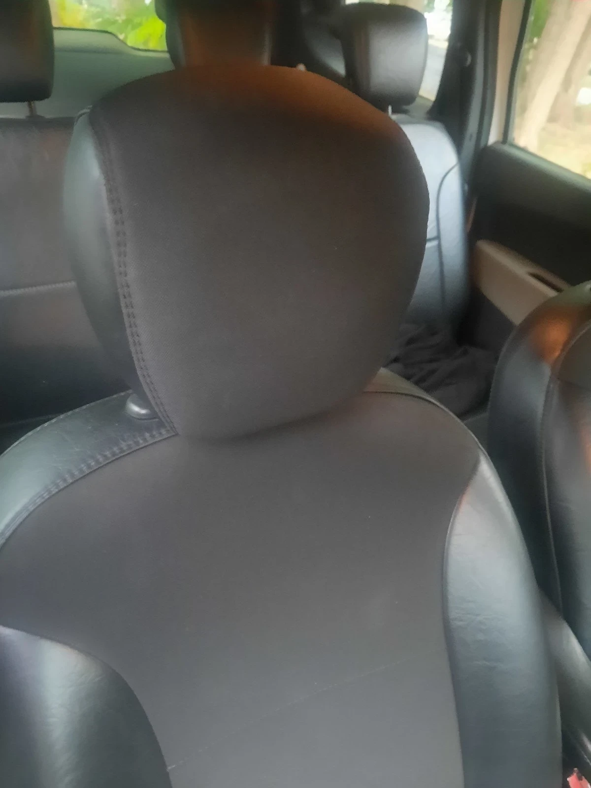 Dacia Lodgy 1.6 i, снимка 5 - Автомобили и джипове - 56152169