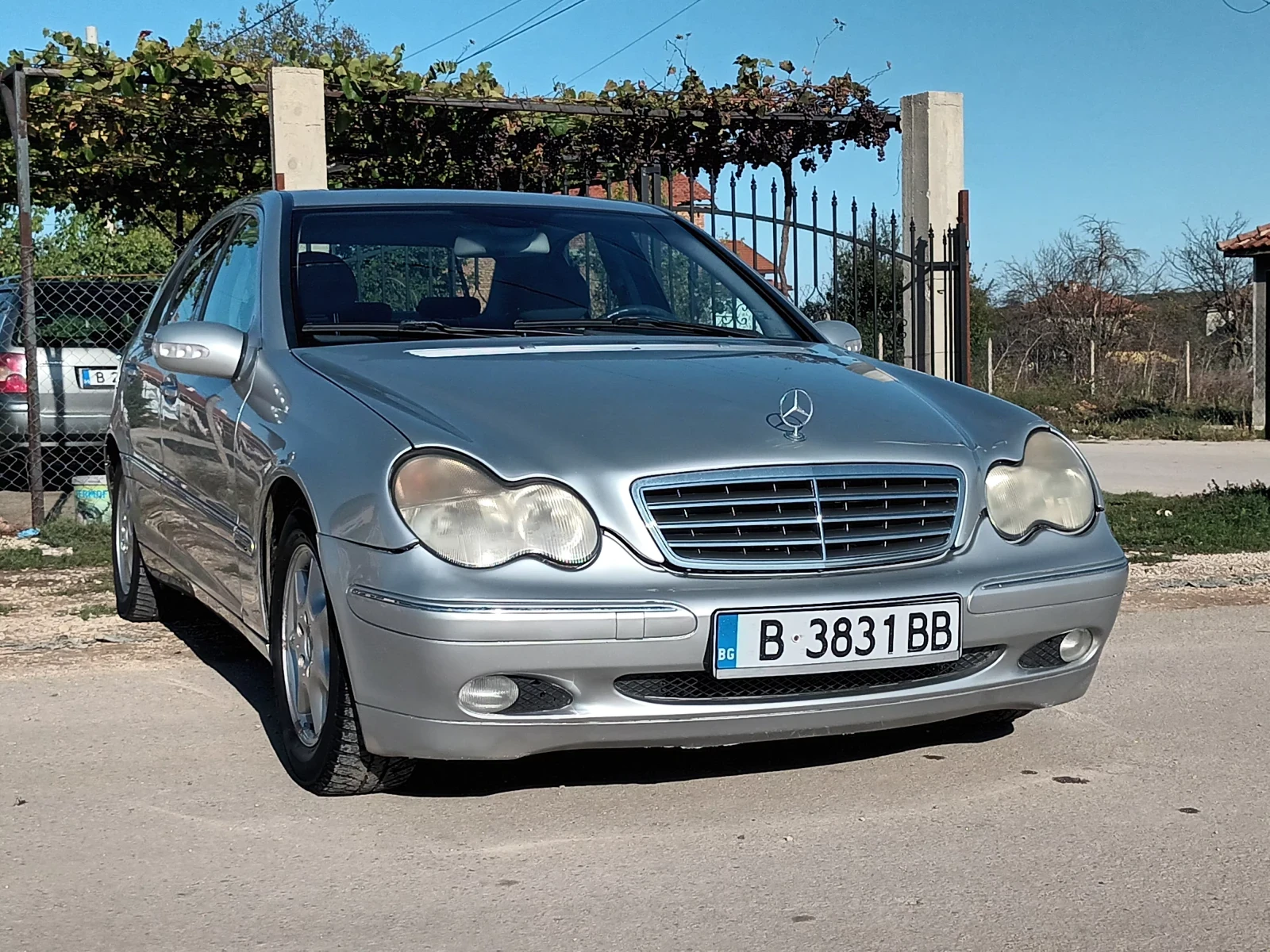Mercedes-Benz C 200