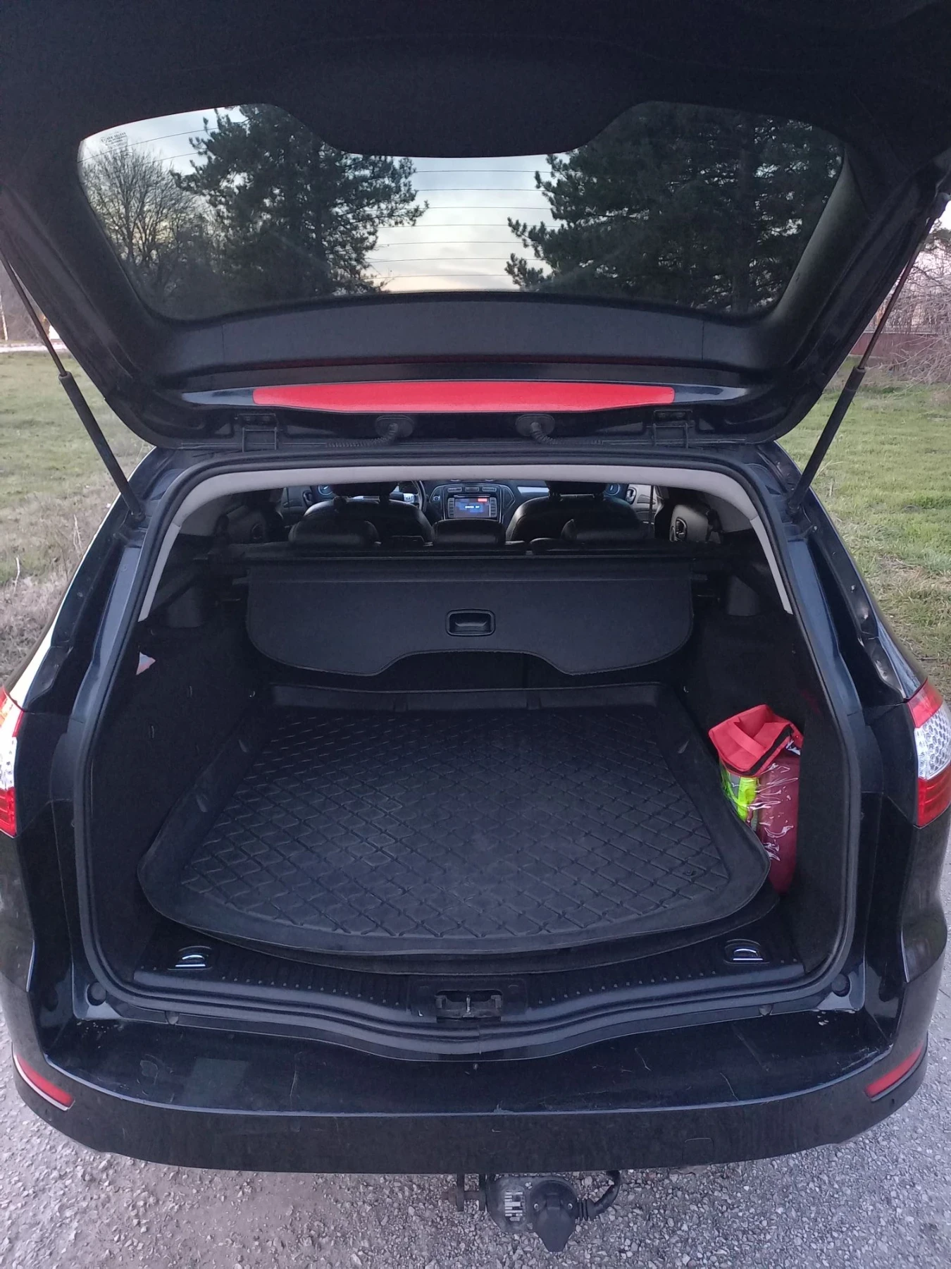 Ford Mondeo 2.0 Tdci TITANIUM, снимка 9 - Автомобили и джипове - 56570443
