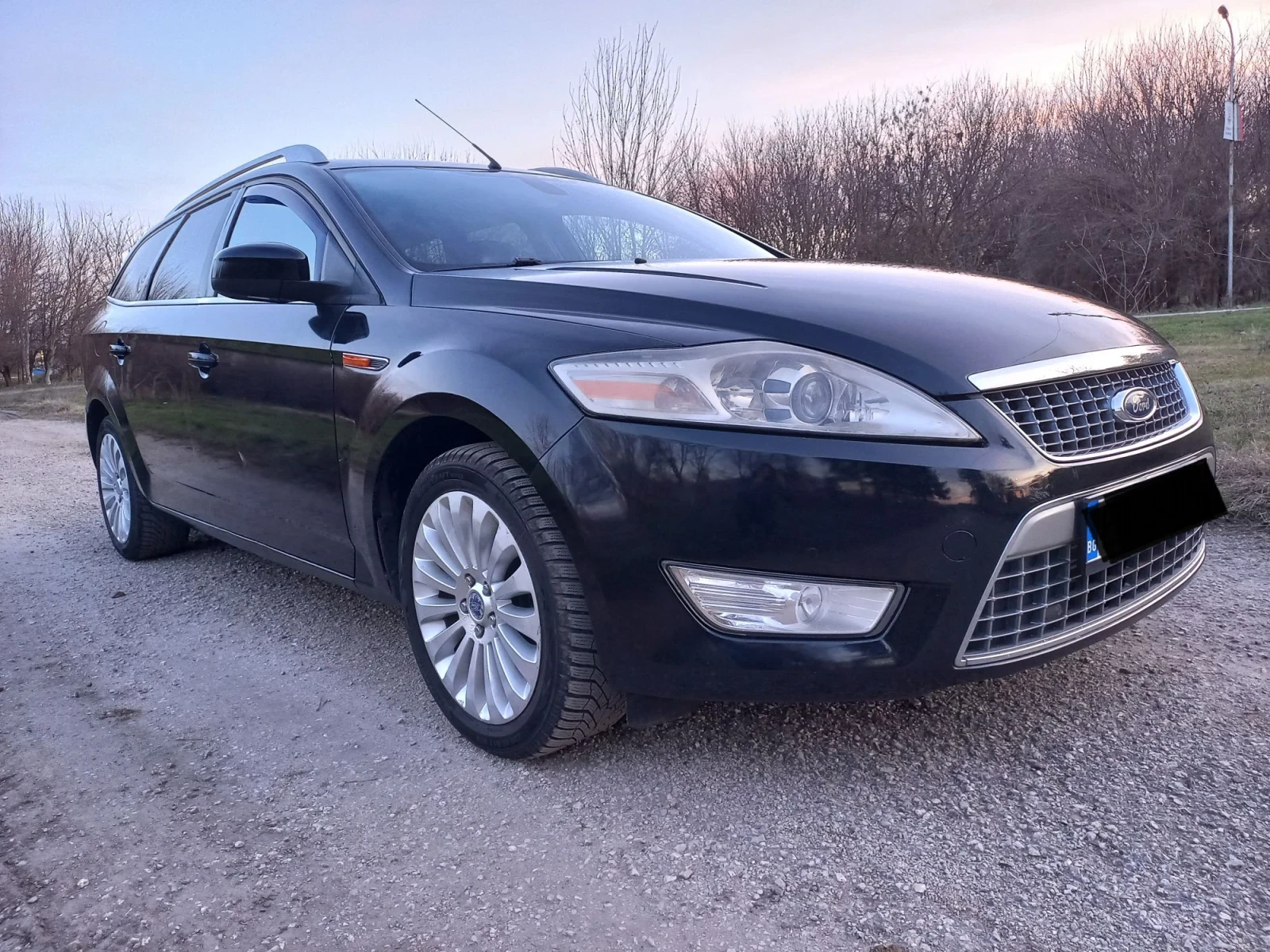 Ford Mondeo 2.0 Tdci TITANIUM, снимка 3 - Автомобили и джипове - 56570443