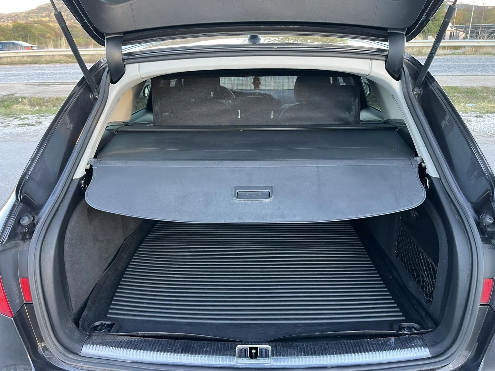 Audi A4 2.0 COMMON RAIL 120�� ������ NAVI ��������� | Mobile.bg � ����������� 15