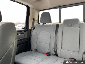 Dodge RAM 1500 2019 Big Horn * CARFAX * БЕЗ ПЪРВОНАЧАЛНА ВНОСКА, снимка 12