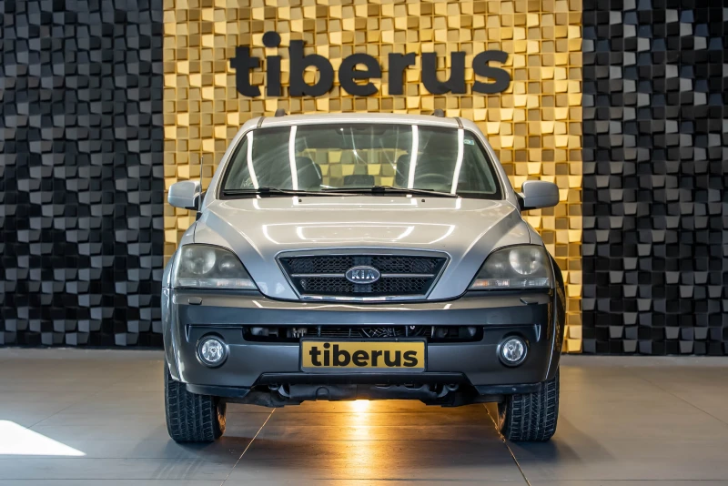 Kia Sorento 2.5 CRDI, снимка 3 - Автомобили и джипове - 52480147