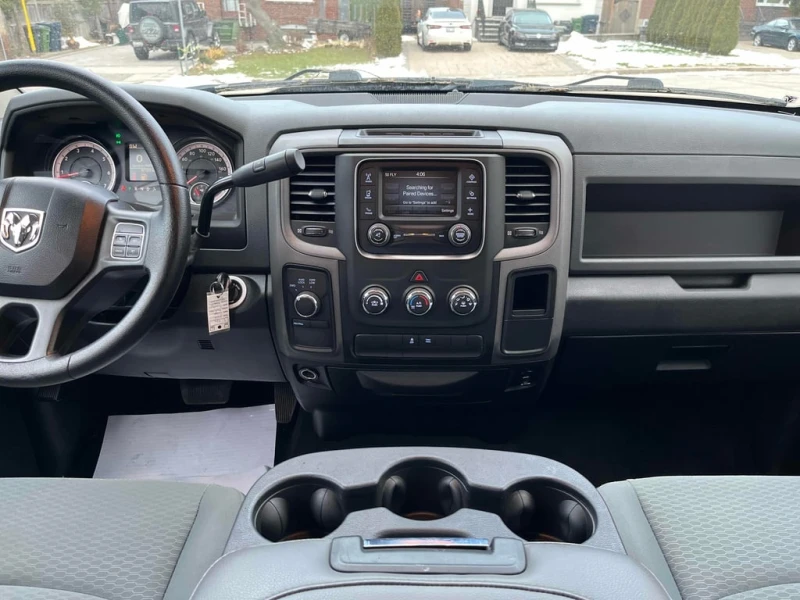 Dodge RAM 1500 * Express * CARFAX * БЕЗ ПЪРВОНАЧАЛНА ВНОСКА, снимка 9 - Автомобили и джипове - 52919303