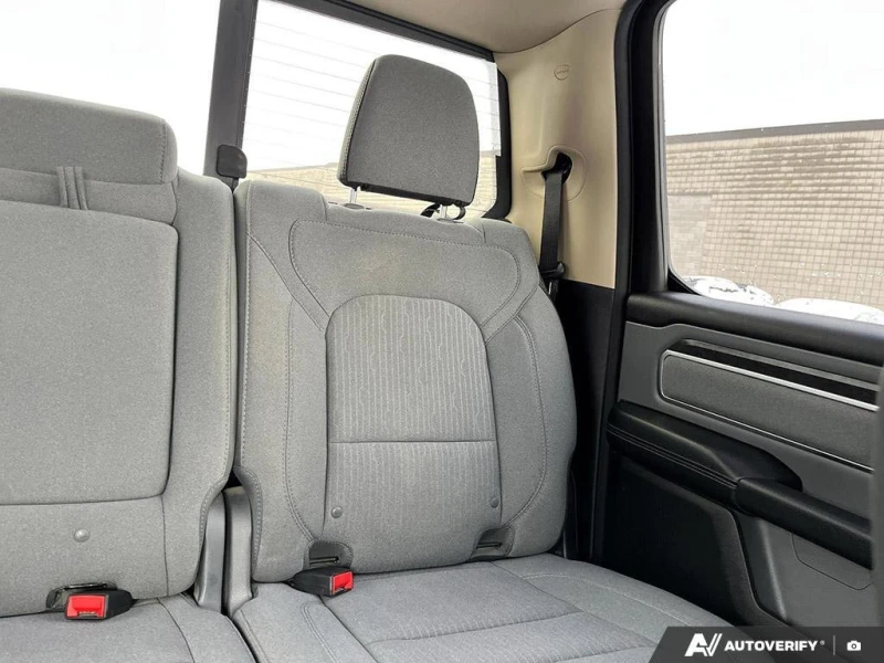 Dodge RAM 1500 2019 Big Horn * CARFAX * БЕЗ ПЪРВОНАЧАЛНА ВНОСКА, снимка 14 - Автомобили и джипове - 52991862