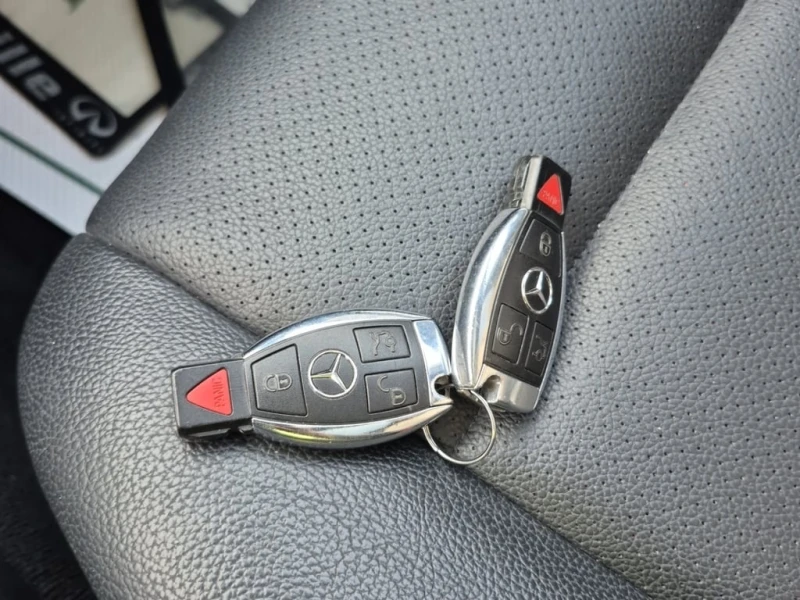 Mercedes-Benz GLK * 350 4MATIC SPORT UTILITY 4D * CARFAX * БЕЗ ПЪРВО, снимка 8 - Автомобили и джипове - 53350453