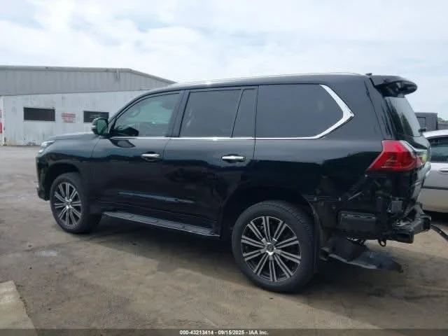 Lexus LX 570 THREE-ROW - изображение 8