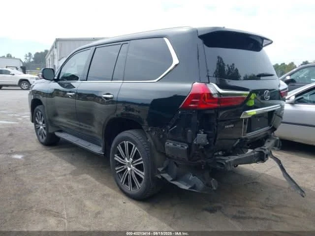 Lexus LX 570 THREE-ROW - изображение 3