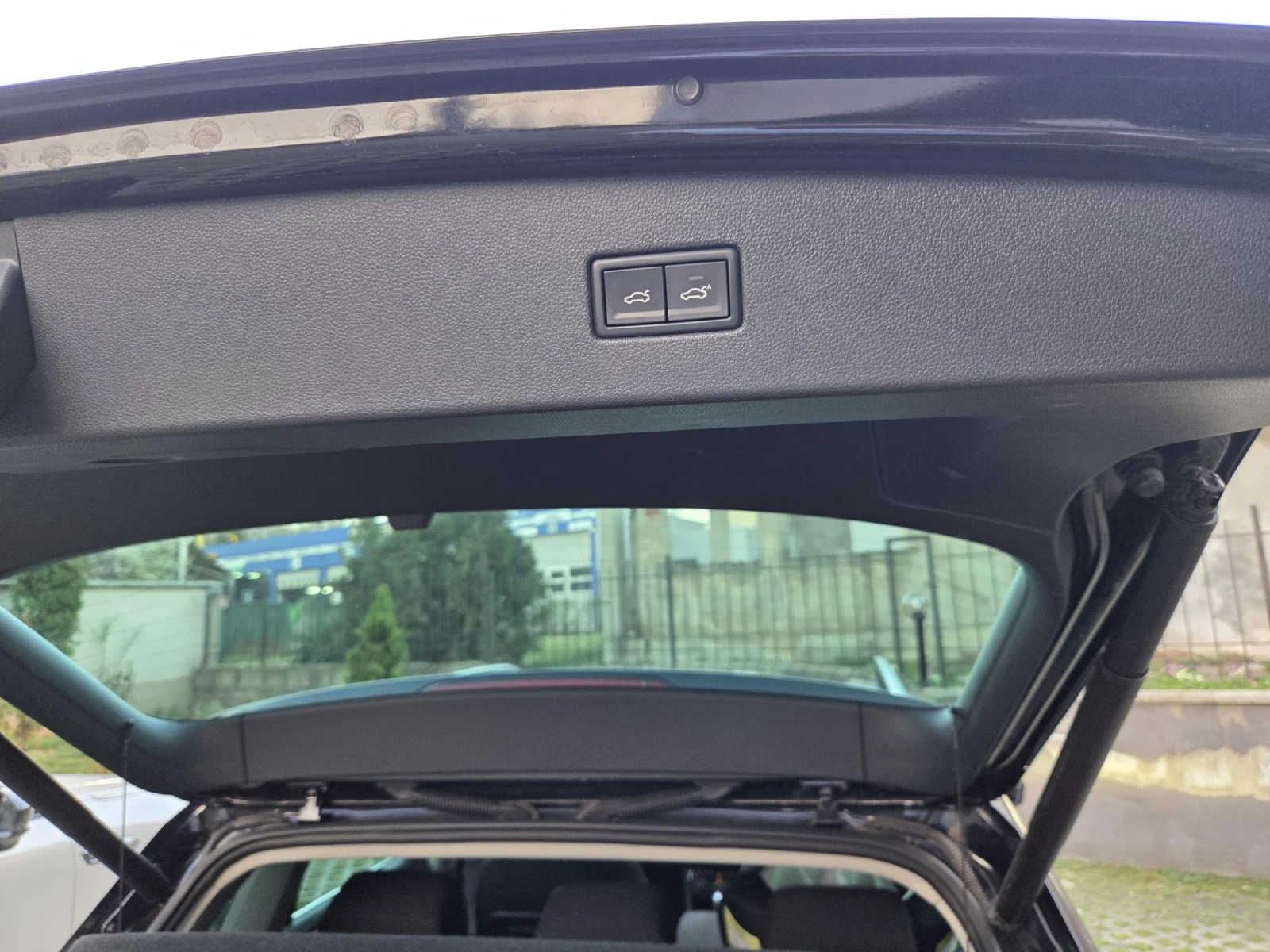 VW Tiguan 1.4 TSI 56 600 km - изображение 8