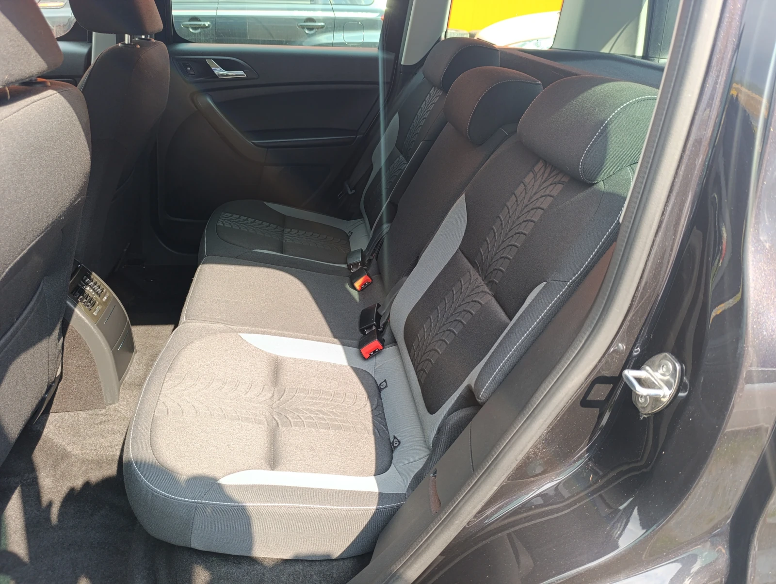 Skoda Yeti 1.4i16V 122k.c. - изображение 6