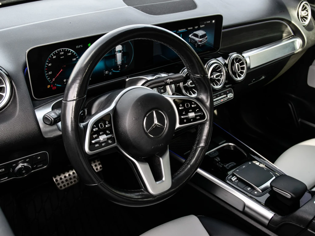 Mercedes-Benz GLB 2021 Mercedes-Benz GLB 250 - изображение 8
