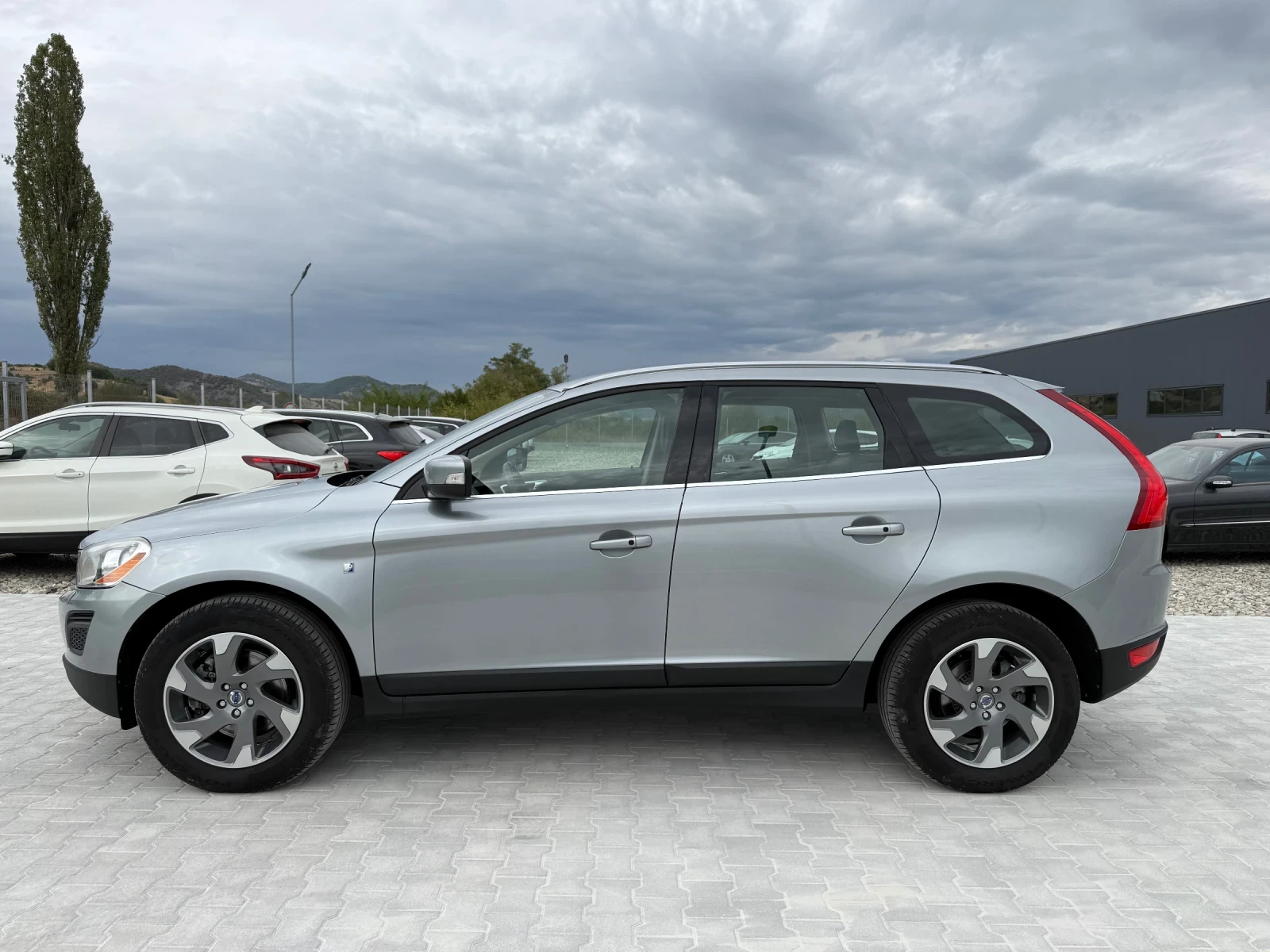Volvo XC60 2.4D AWD OCEAN RACE - изображение 3