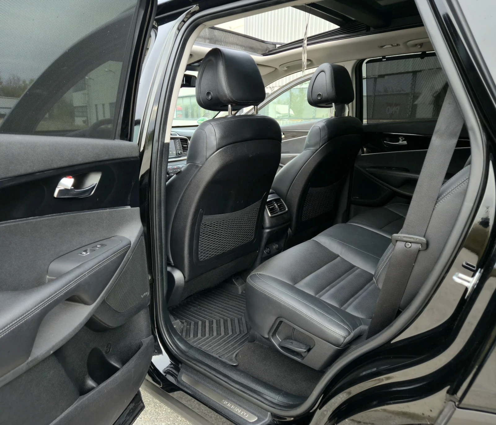 Kia Sorento FULL 2.2CRDI PLATINIUM 4WD Carplay PANORAMA | Mobile.bg   8