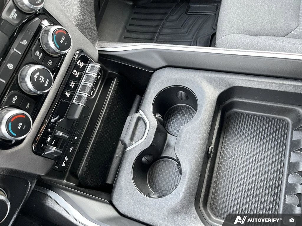 Dodge RAM 1500 2019 Big Horn * CARFAX * ��� ������������ ������ | Mobile.bg � ����������� 17