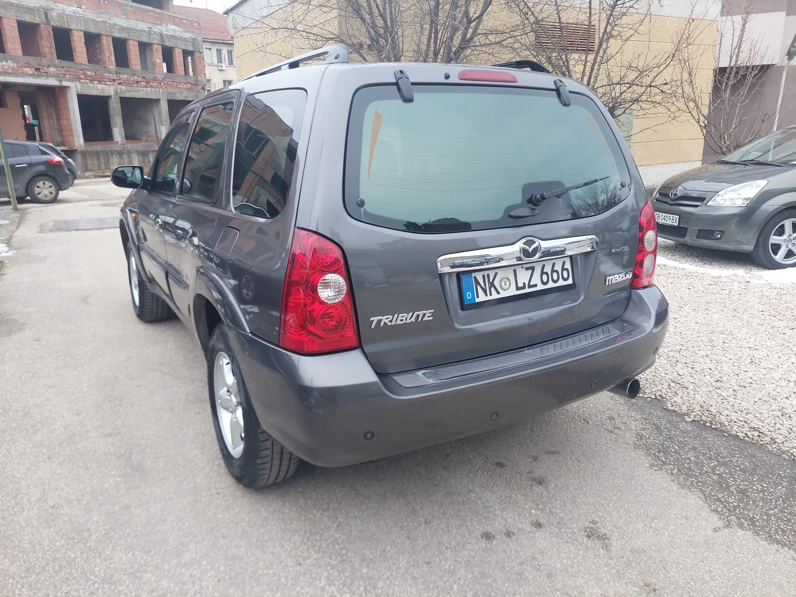 Mazda Tribute 4x4-ТОП СЪСТОЯНИЕ - изображение 4