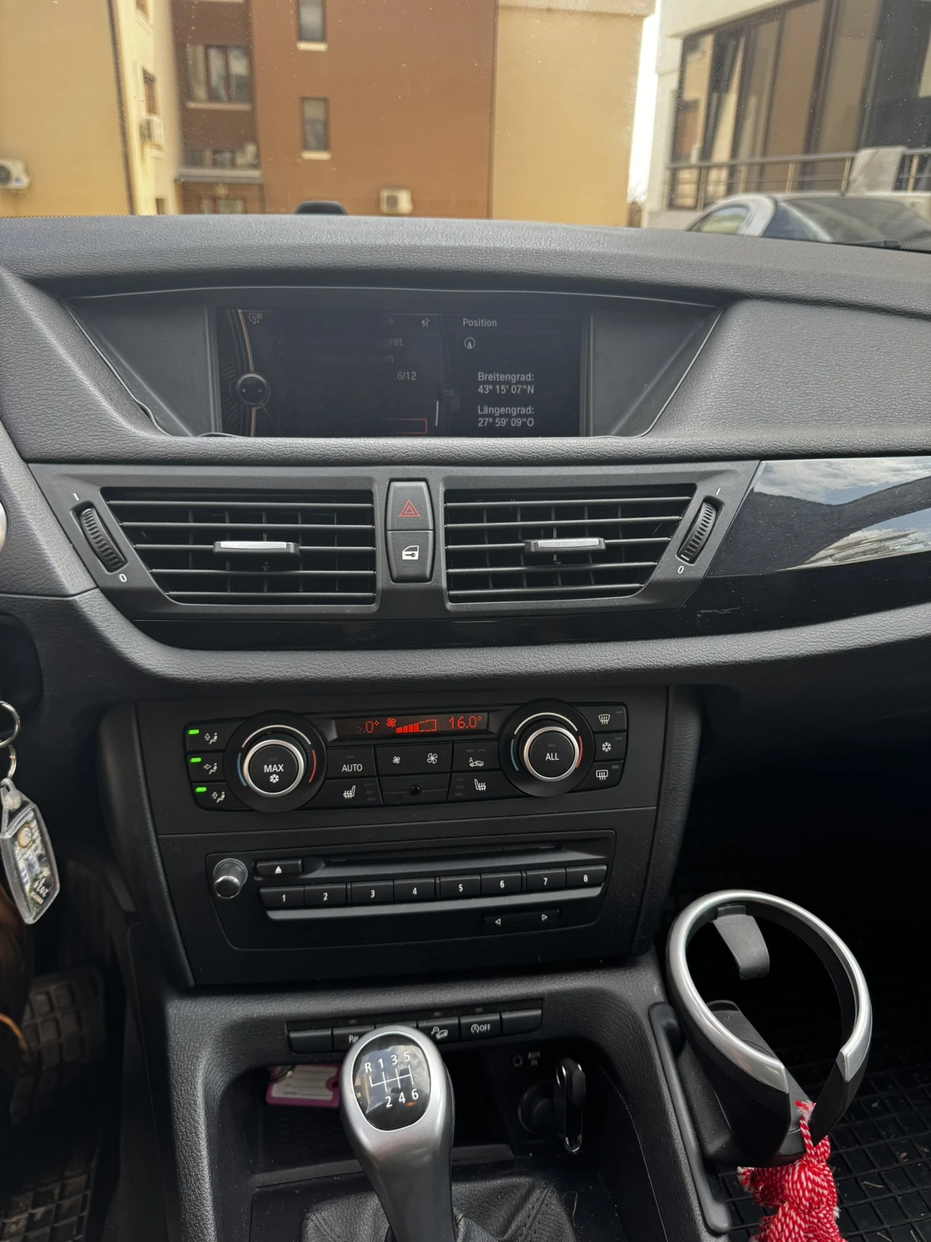 BMW X1 18d, снимка 13 - Автомобили и джипове - 53891160