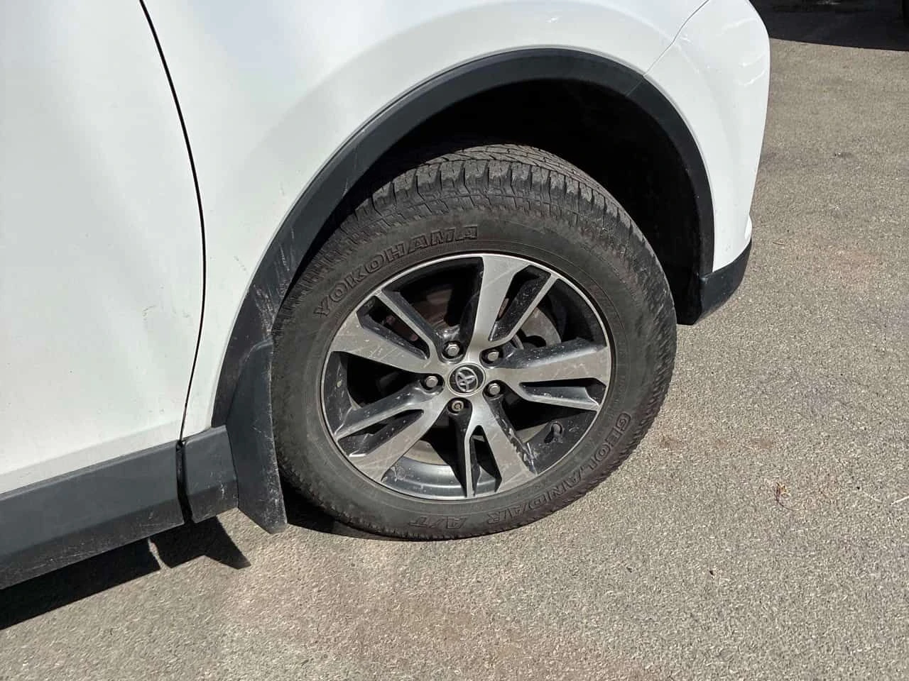 Toyota Rav4 * XLE * CARFAX * ПОДГРЕВИ * ПАНО * KEYLESS, снимка 7 - Автомобили и джипове - 54837151