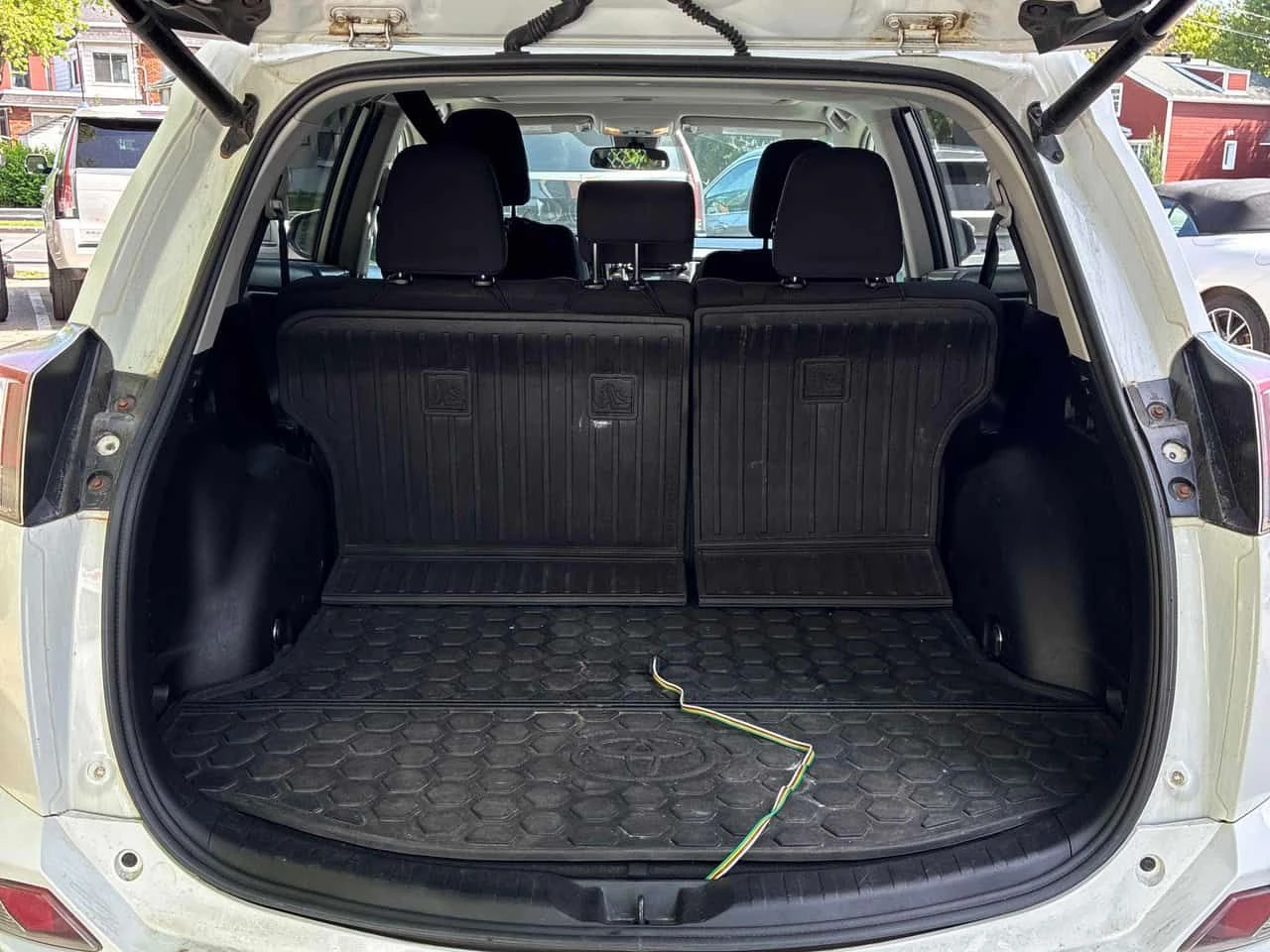 Toyota Rav4 * XLE * CARFAX * ПОДГРЕВИ * ПАНО * KEYLESS, снимка 16 - Автомобили и джипове - 54837151