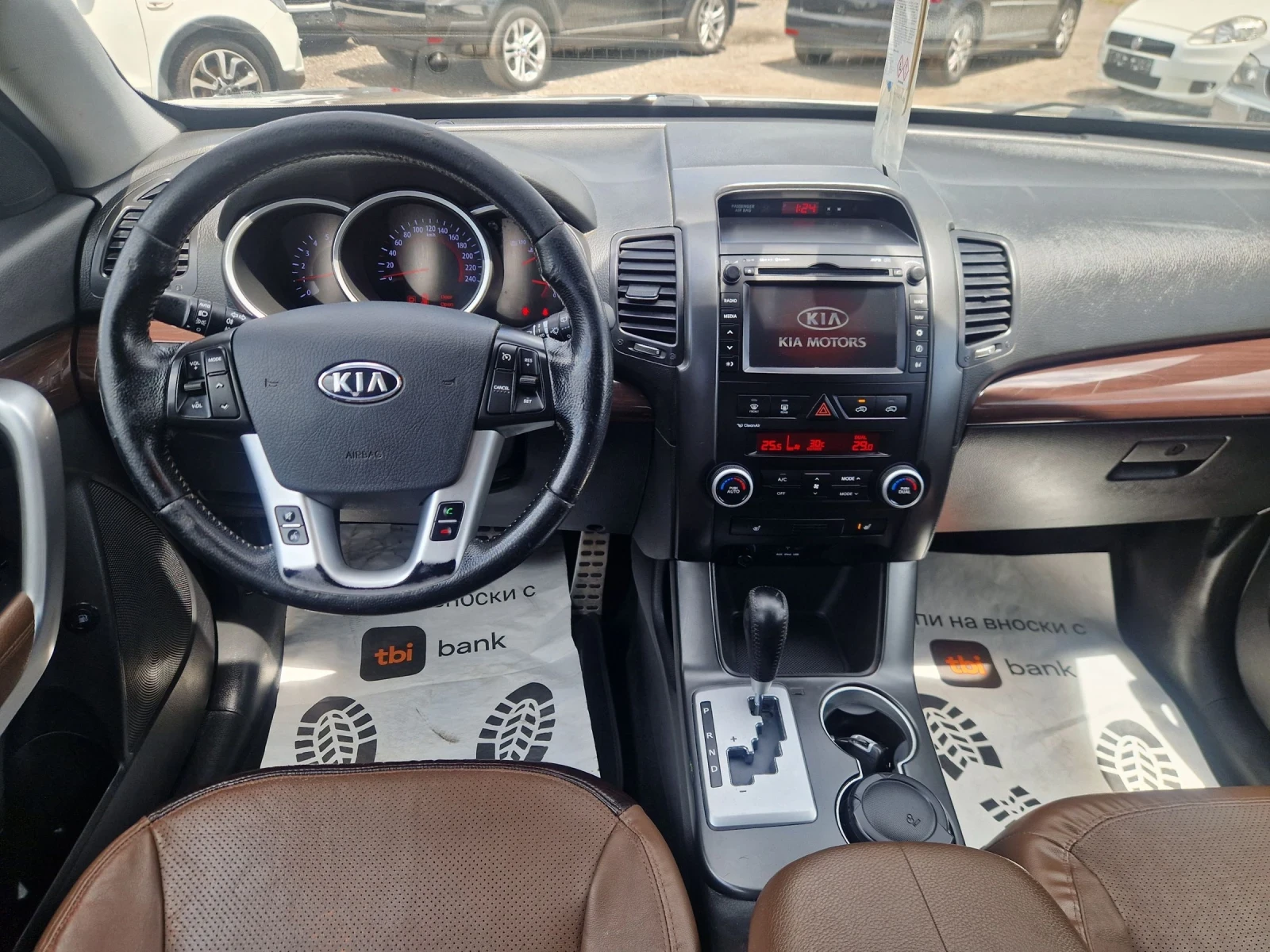 Kia Sorento 2.2CRDI 197HP.FULL ITALIA, снимка 14 - Автомобили и джипове - 54990309