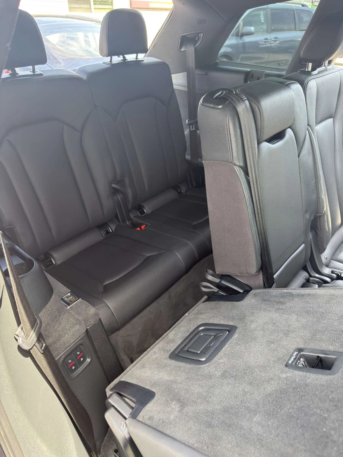 Audi Q7 ПАНО, ПОДГРЕВ, ОБДУХВАНЕ, 7 МЕСТЕН, ЦЕНА ДО БГ, снимка 13 - Автомобили и джипове - 55070860