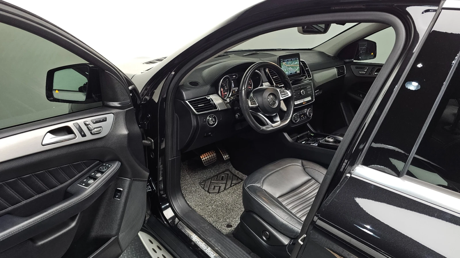Mercedes-Benz GLE 350 d 4MATIC Coupe, снимка 8 - Автомобили и джипове - 55628501