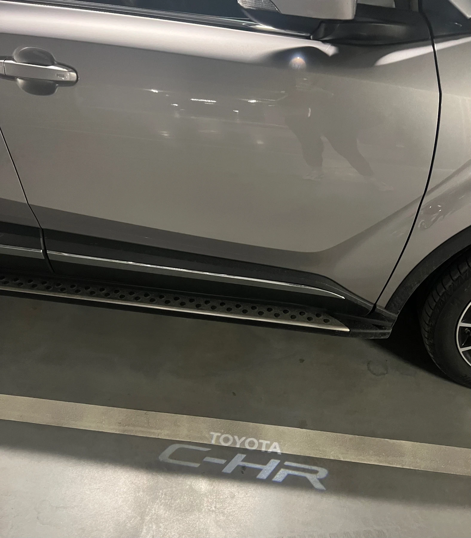 Toyota C-HR 1.2TURBO CLASSY AWD, снимка 15 - Автомобили и джипове - 55878000