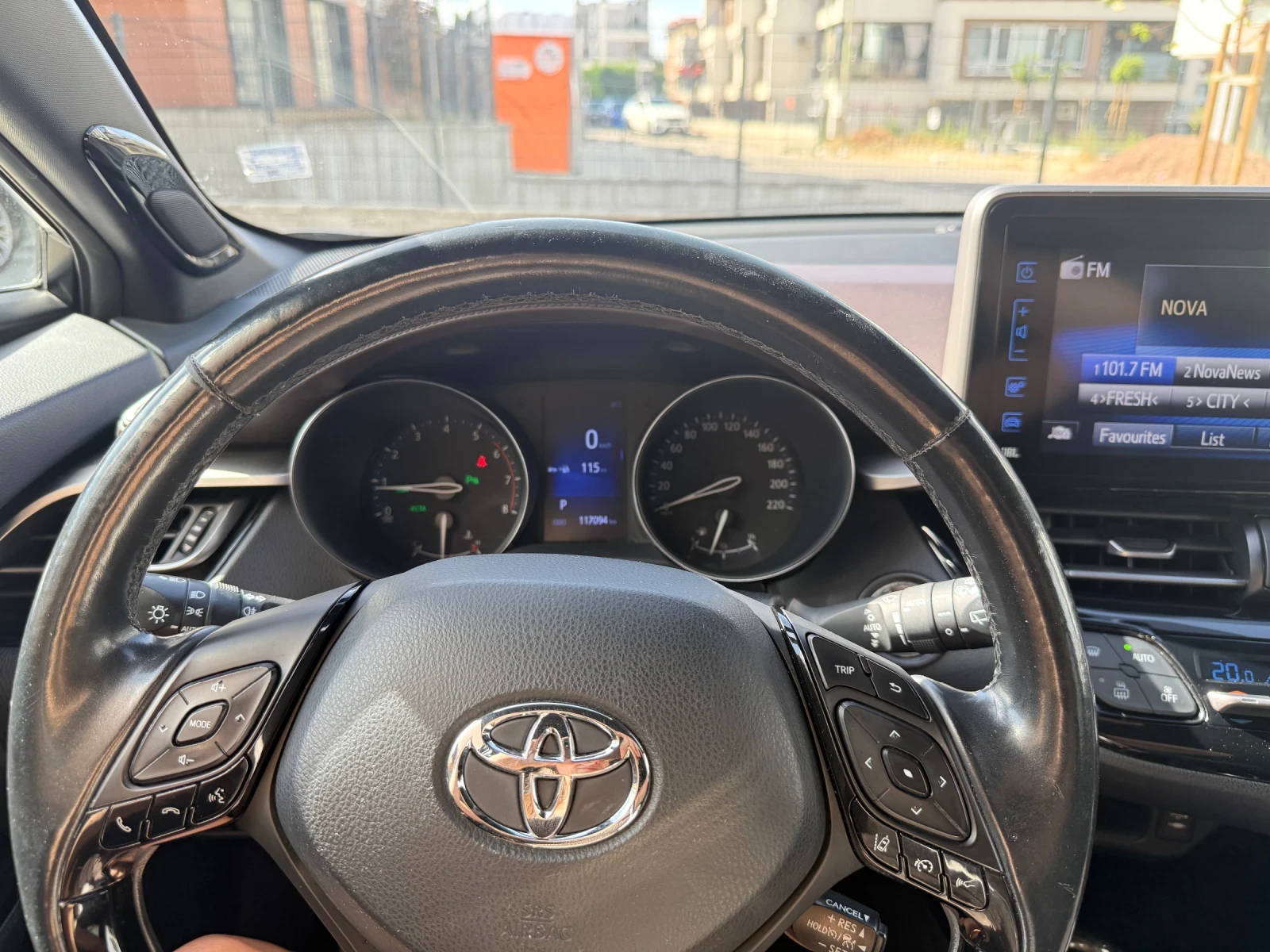 Toyota C-HR 1.2TURBO CLASSY AWD, снимка 11 - Автомобили и джипове - 55878000