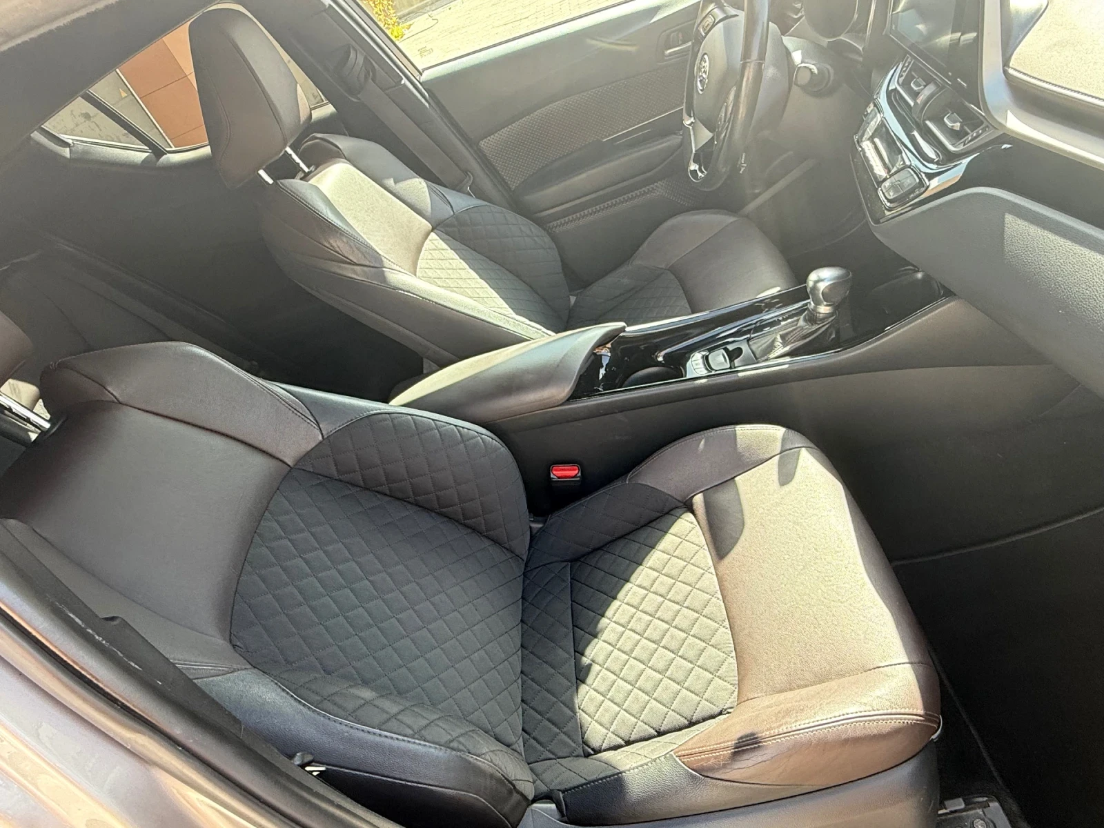 Toyota C-HR 1.2TURBO CLASSY AWD, снимка 7 - Автомобили и джипове - 55878000