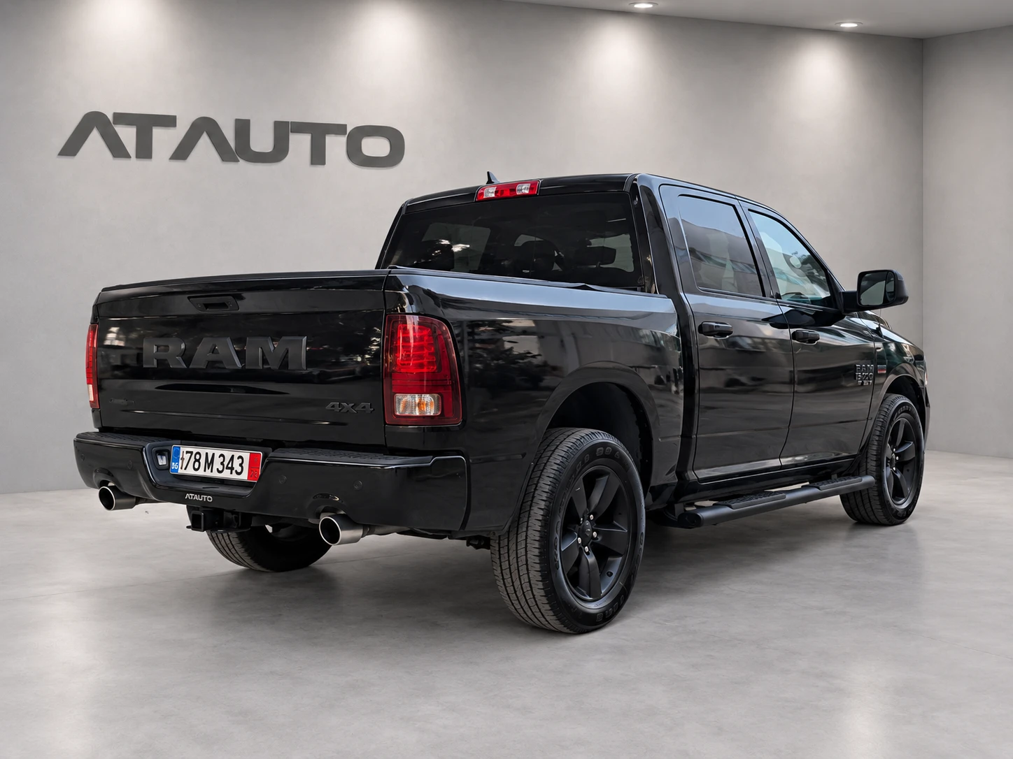 Dodge RAM 1500 Classic, снимка 4 - Автомобили и джипове - 55980514