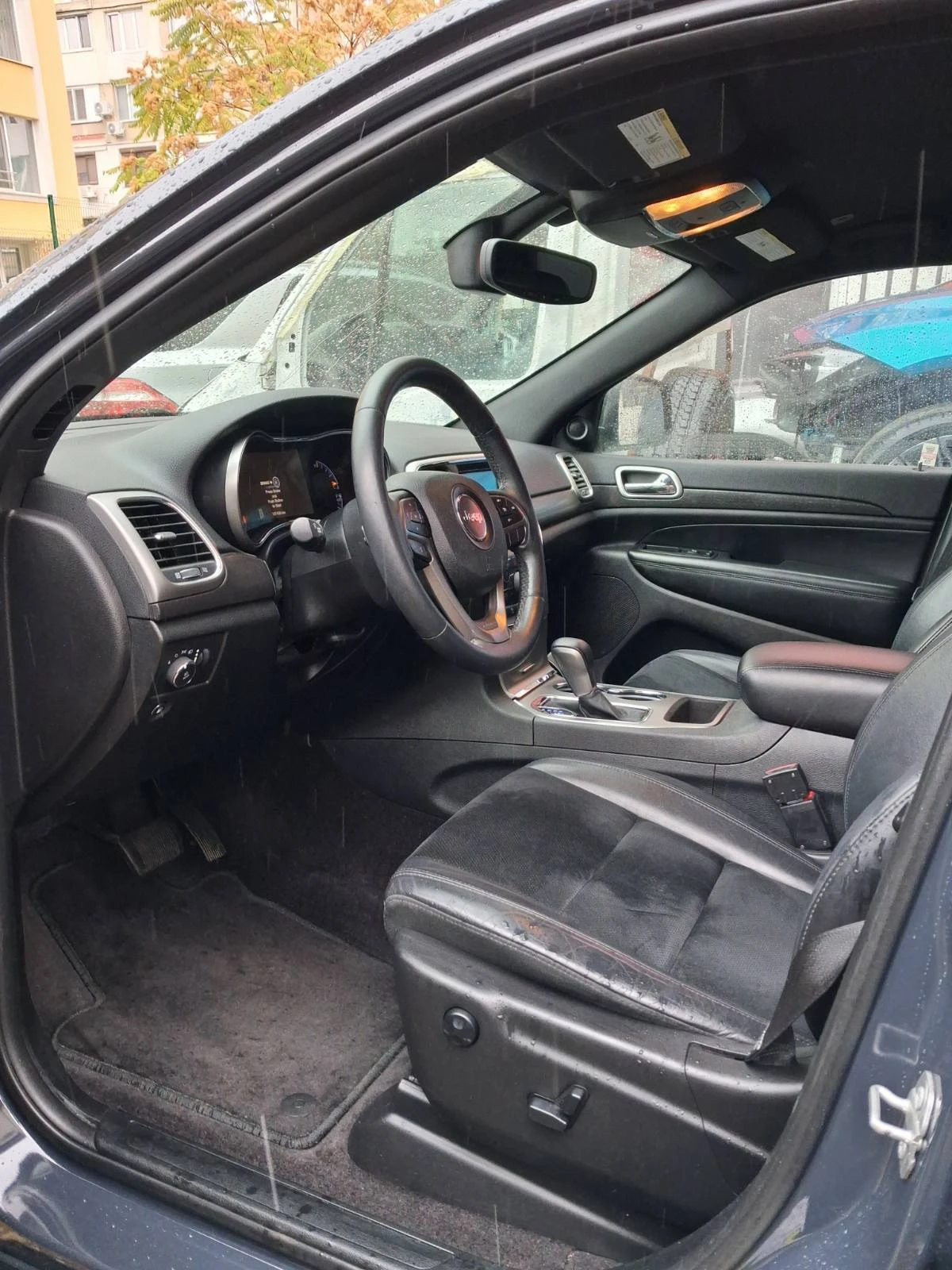Jeep Grand cherokee, снимка 10 - Автомобили и джипове - 56140353