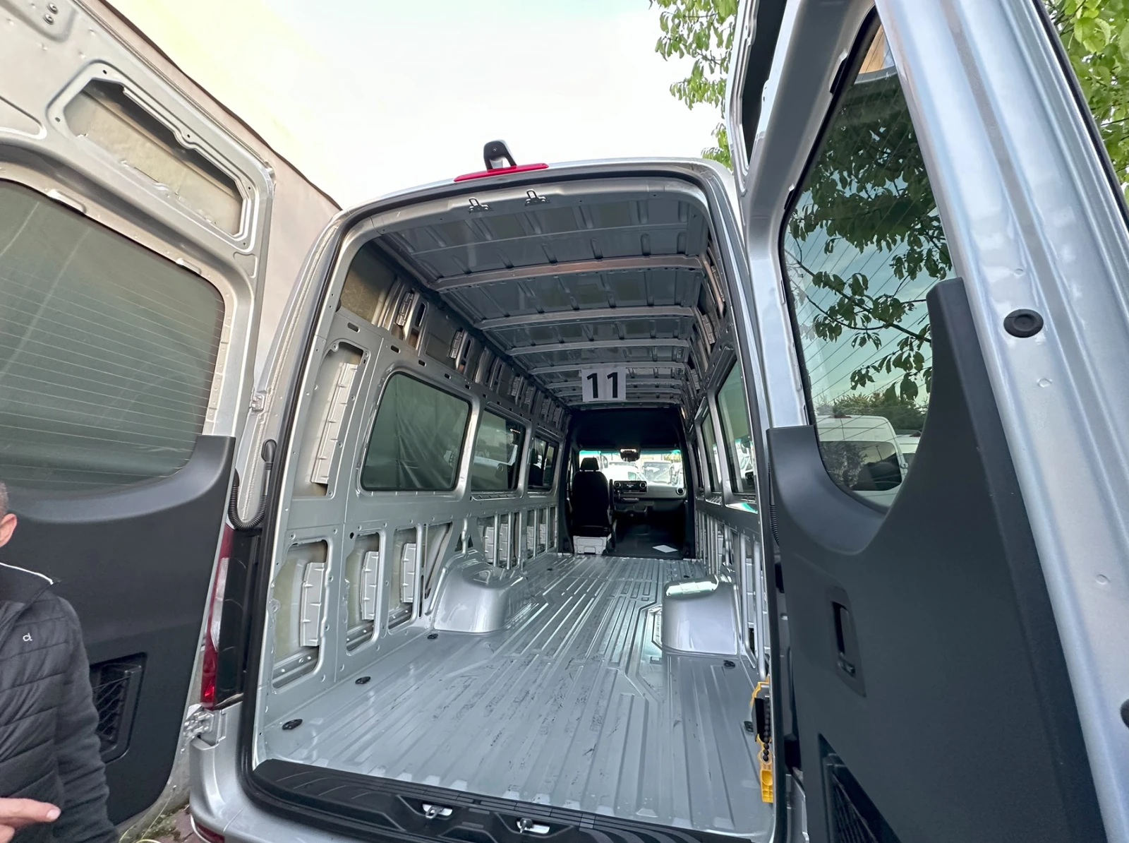 Mercedes-Benz Sprinter 519 cdi - изображение 2