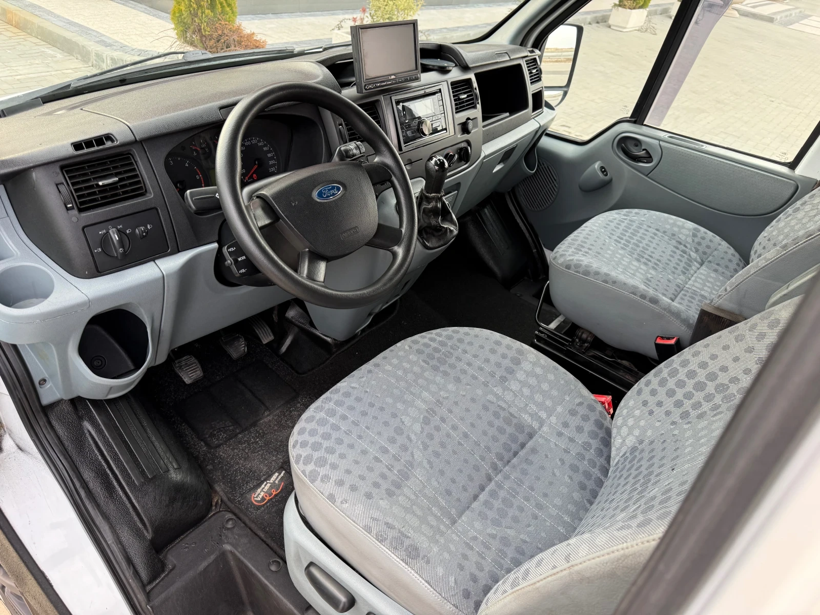 Ford Transit 2.2 TDCi / CAMERA / CLIMA, снимка 10 - Бусове и автобуси - 53879062