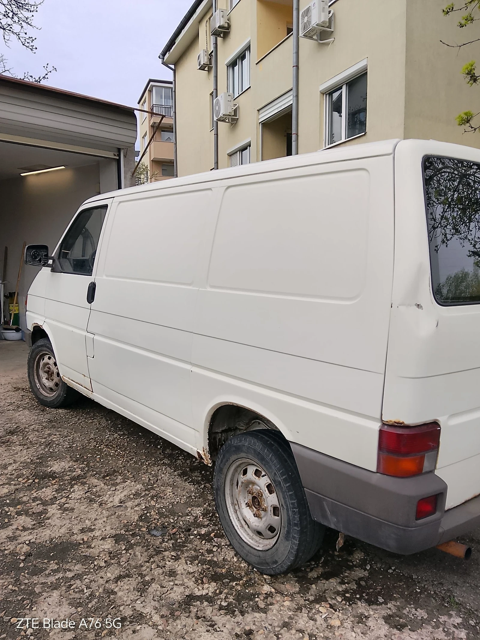 VW T4, снимка 3 - Бусове и автобуси - 54287922
