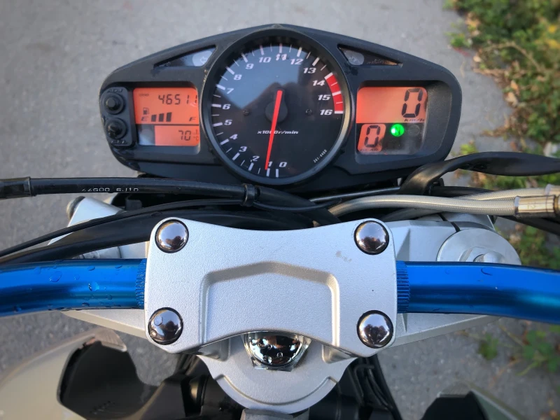 Suzuki Gsr 600 Model 2008, снимка 9 - Мотоциклети и мототехника - 52408295