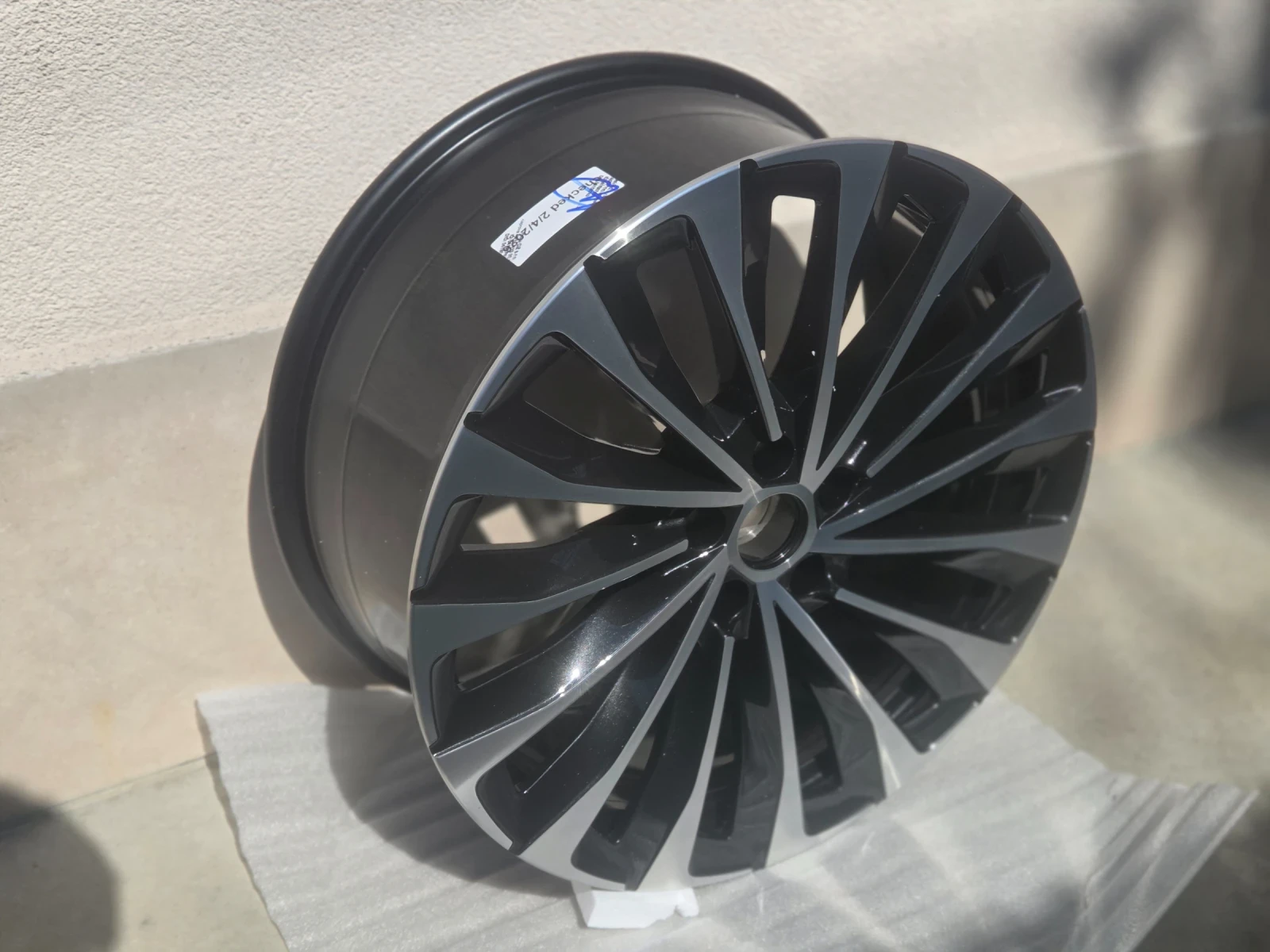 Джанти за Skoda, снимка 2 - Гуми и джанти - 54843632