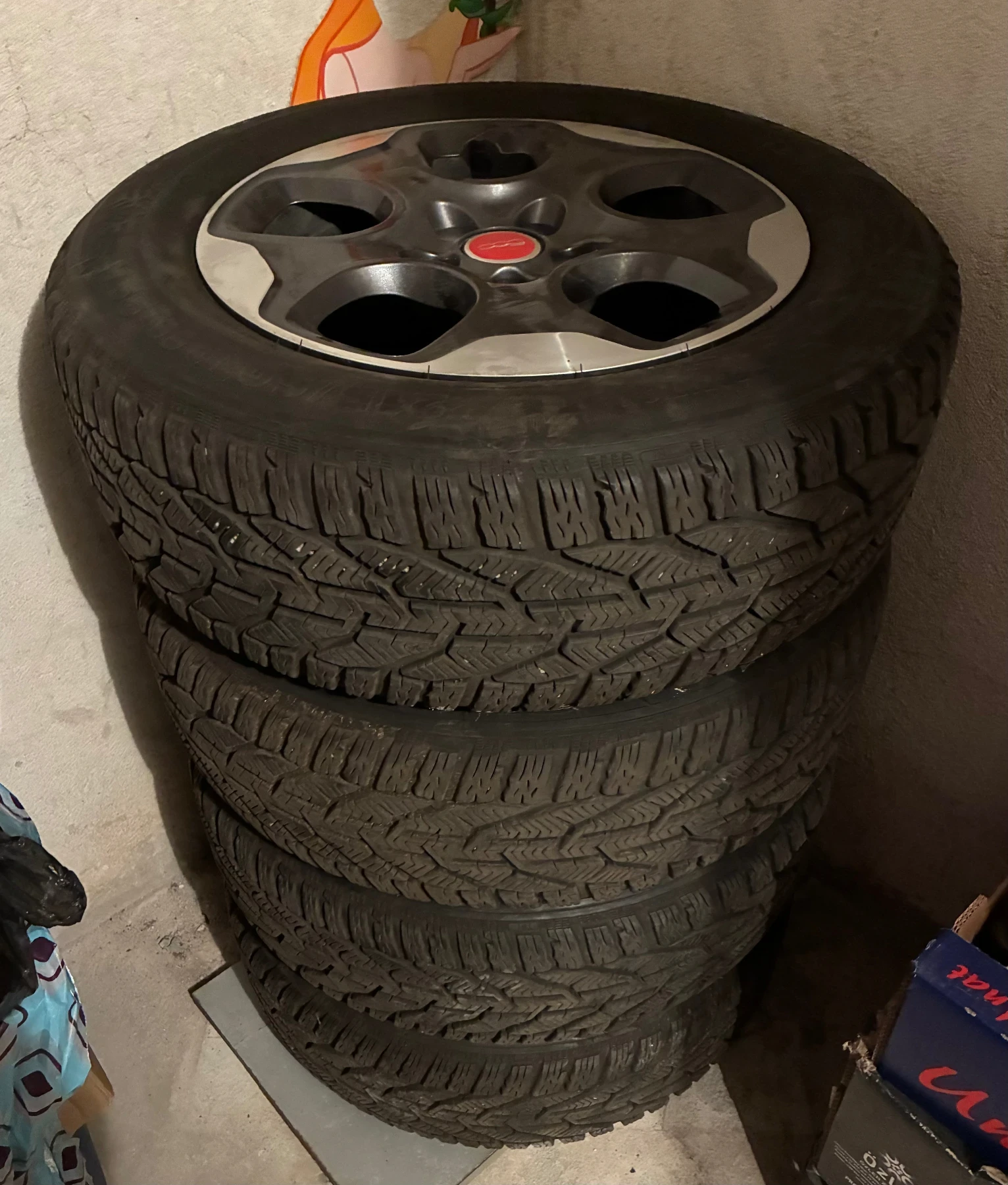 Гуми с джанти Kormoran 215/60R16