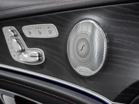 Mercedes-Benz E 53 AMG * DISTRONIC * 4MATIC+ *  AвтоКредит * (ЦЕНА ДО БГ), снимка 13