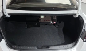 Hyundai Elantra 1.6 LPi, снимка 16