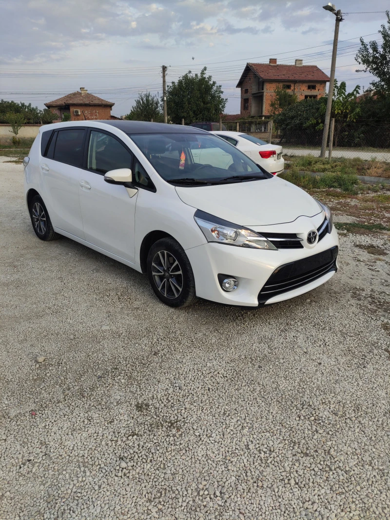 Toyota Verso 1.8 ADVANCE 155 х.км. сервизна книжка , снимка 3 - Автомобили и джипове - 47627054