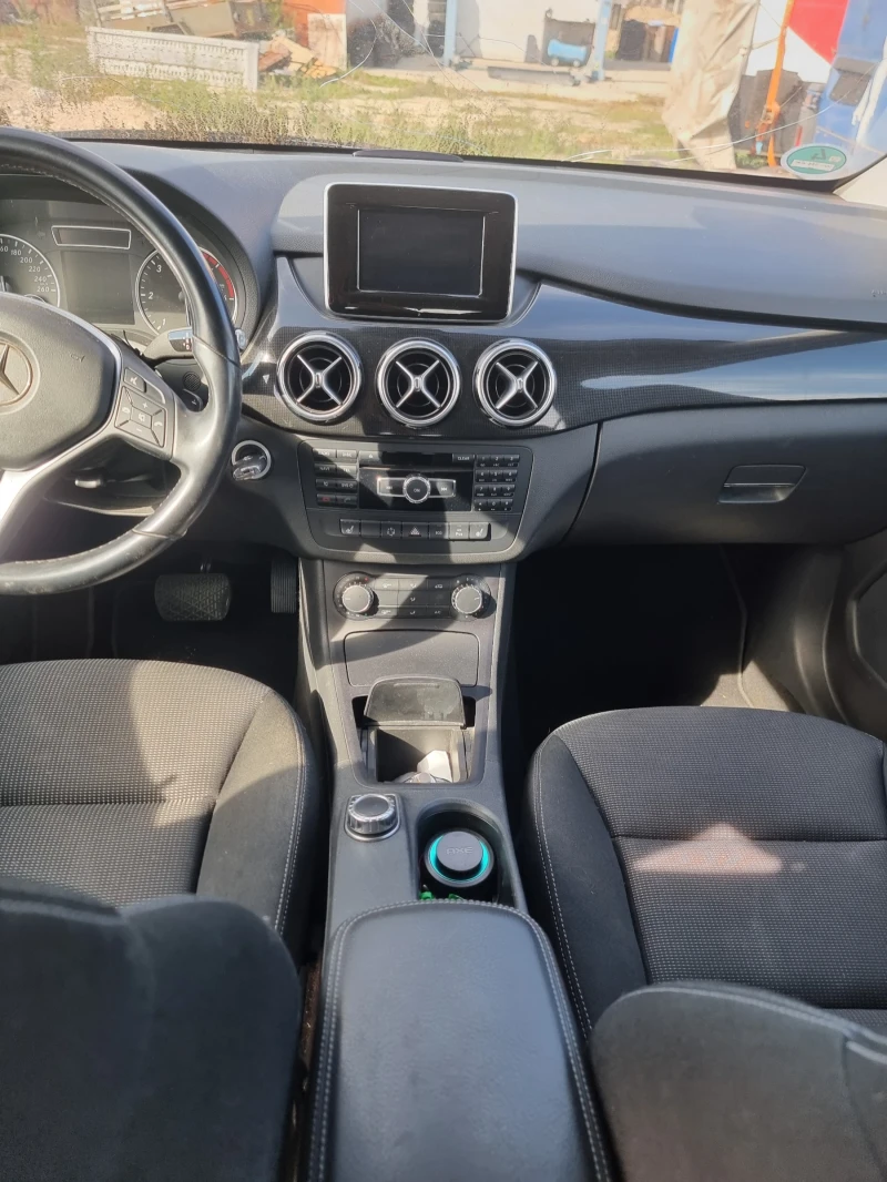 Mercedes-Benz B 200 На части , снимка 5 - Автомобили и джипове - 47391051