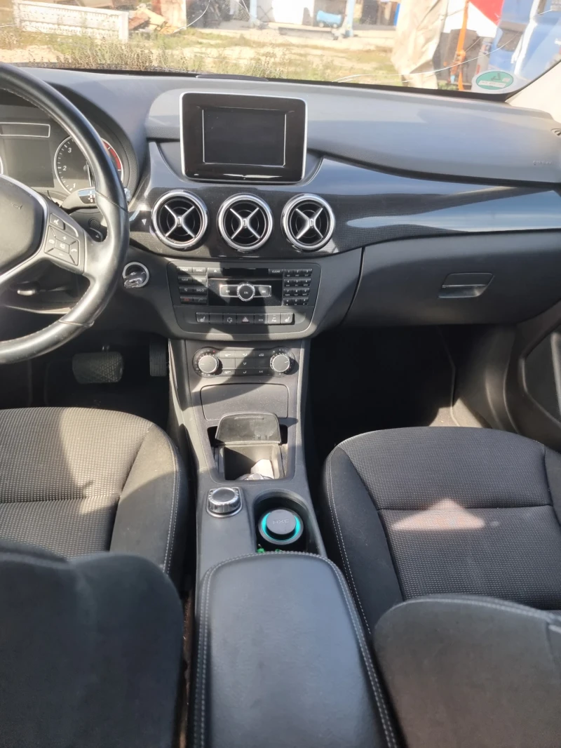 Mercedes-Benz B 200 На части , снимка 6 - Автомобили и джипове - 47391051